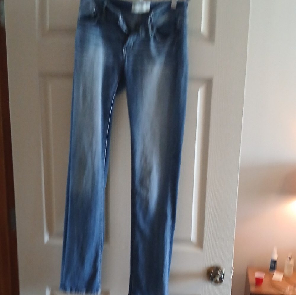 BKE Blue Straight Leg Jeans with Classic Style